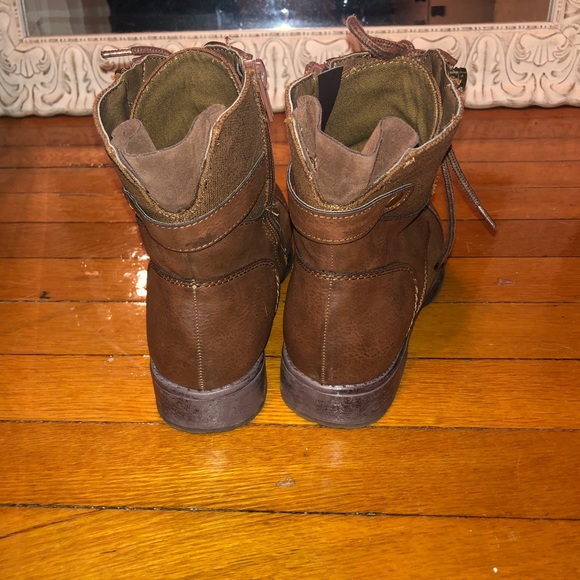 Chinese Laundry Combat Boots - Picture 4 of 4
